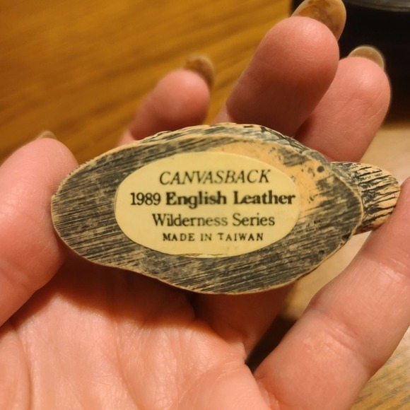 Canvasback 1989 English Leather Wilderness Series Duck With Base - Picture 6 of 6